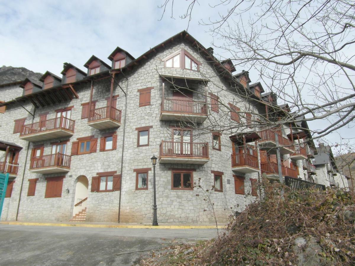 B18 - Edif Perramó - Villmor Apartman Benasque Kültér fotó